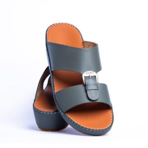 متجر أحذية في الإمارات